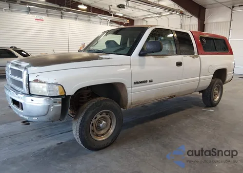 1998 Dodge Ram 1500 St from USA, damaged, VIN 3B7HF12ZXWM230167